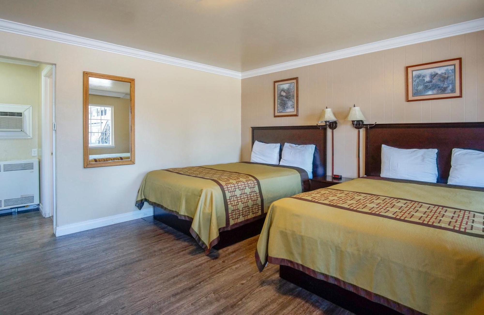 Charm Motel & Suites Burney Bagian luar foto